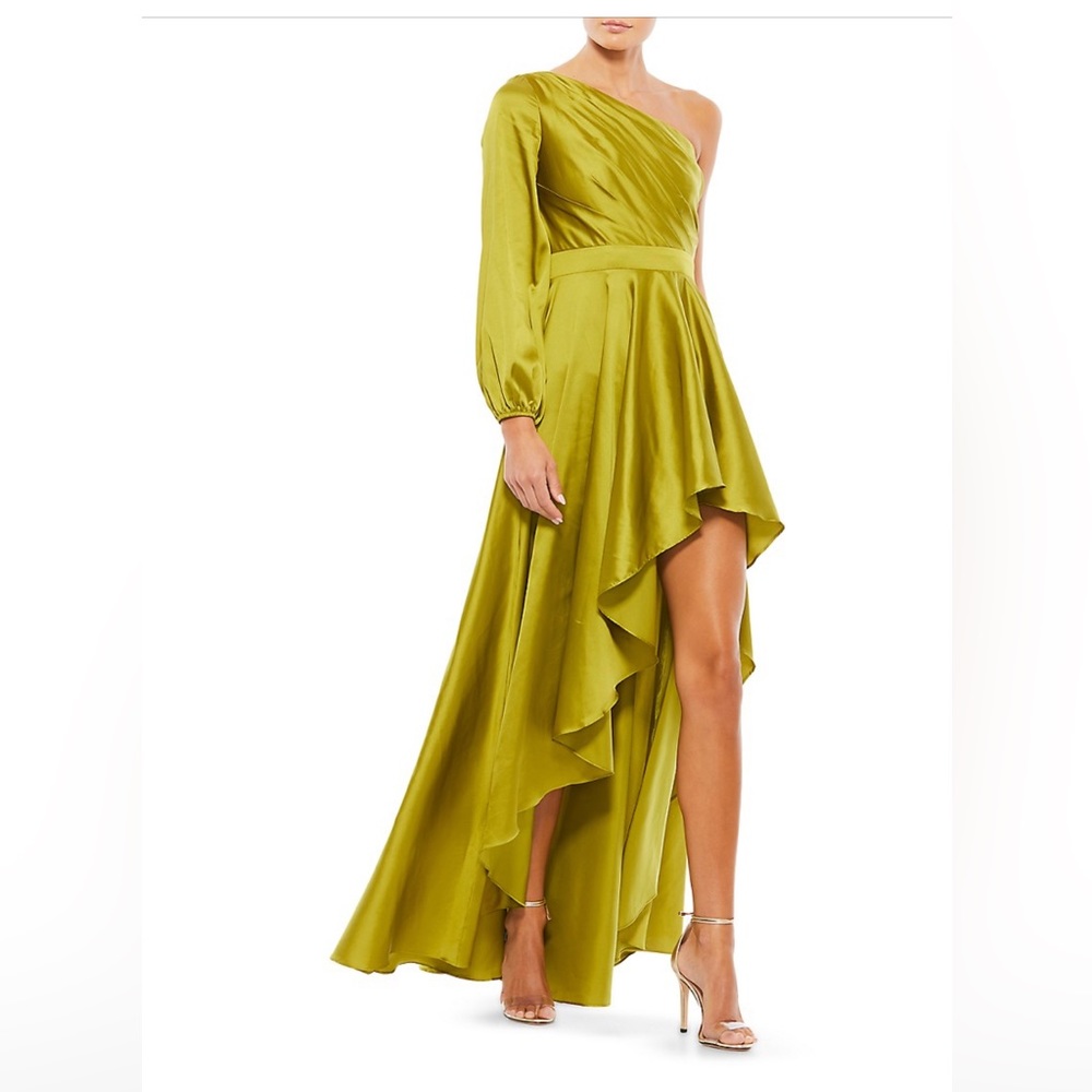 Mac Dugal Evening Dress. Size 4.